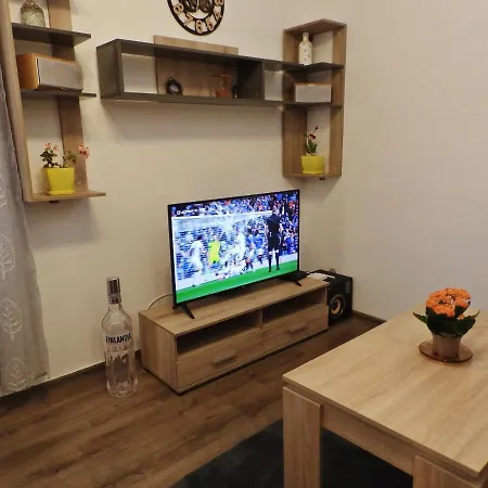 Flat Apartment *